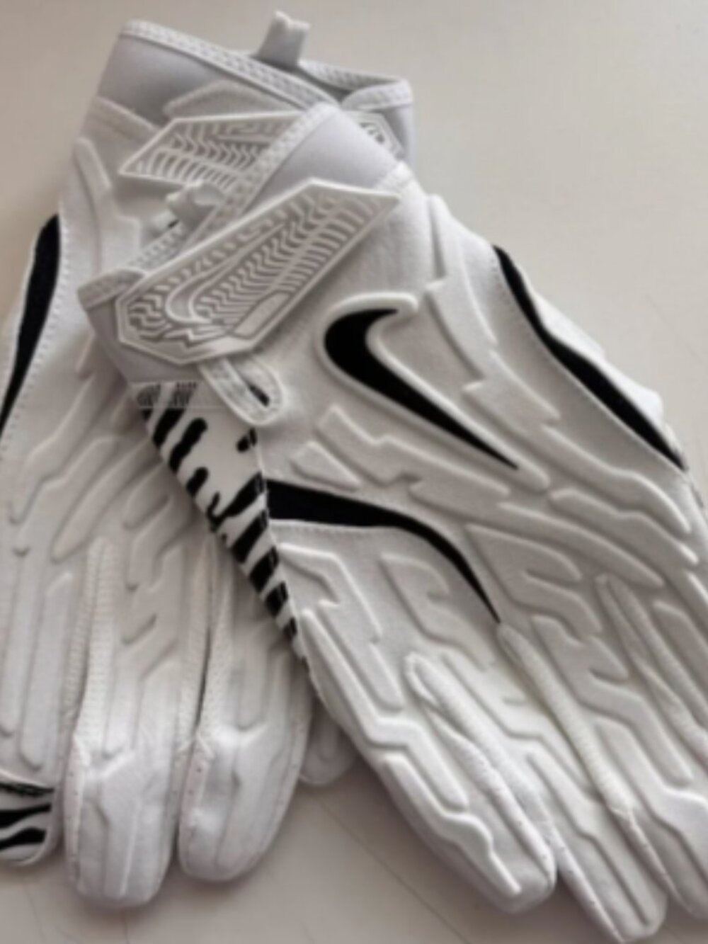 Nike Superbad 7.0 Football Gloves - XL